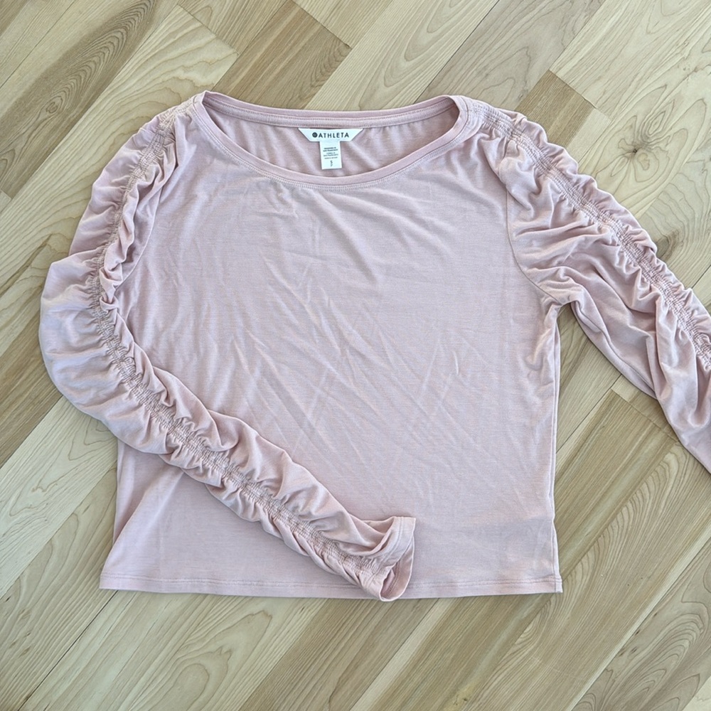 Athleta Ballet Pink Crop top with Ruched Sleeves S Small